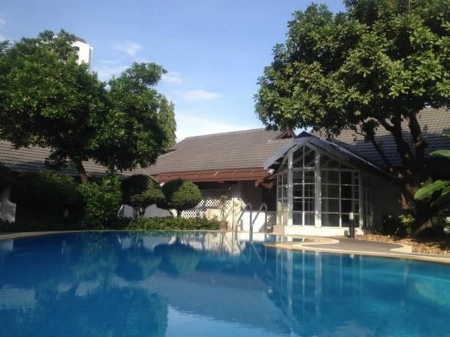NS263 บ้านให้เช่า ย่านเอกมัย พื้นที่ 1 ไร่ 