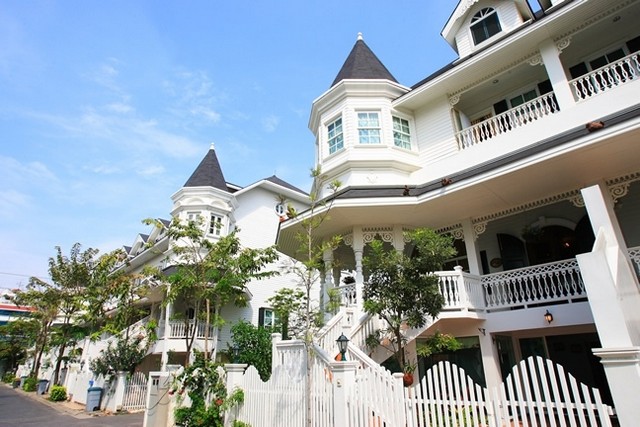 NS2207 บ้านเดี่ยวให้เช่าย่านสุขุมวิท
