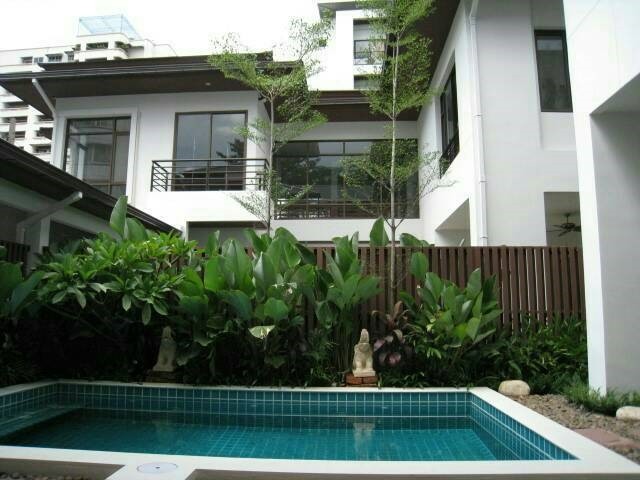 (HSJ126) บ้านเดี่ยวให้เช่าย่าน สุขุมวิท รูปที่ 1