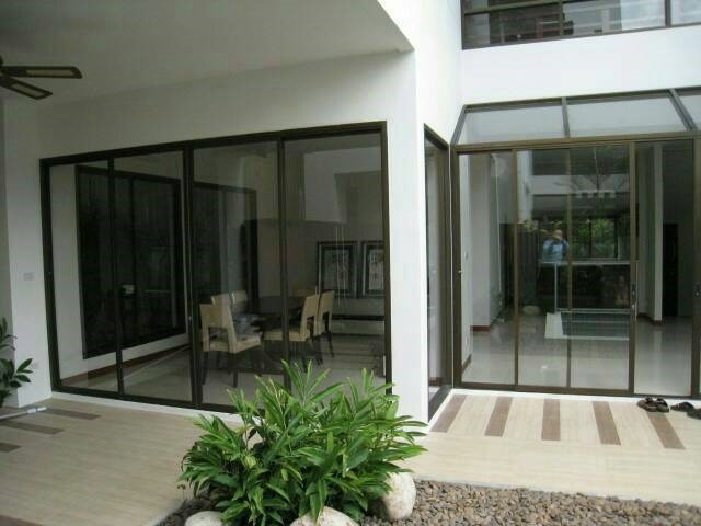 (HSJ126) บ้านเดี่ยวให้เช่าย่าน สุขุมวิท รูปที่ 3