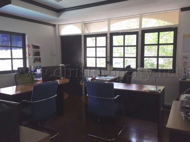   House for lease do restaurant and spa Sukhumvit 39 images 0