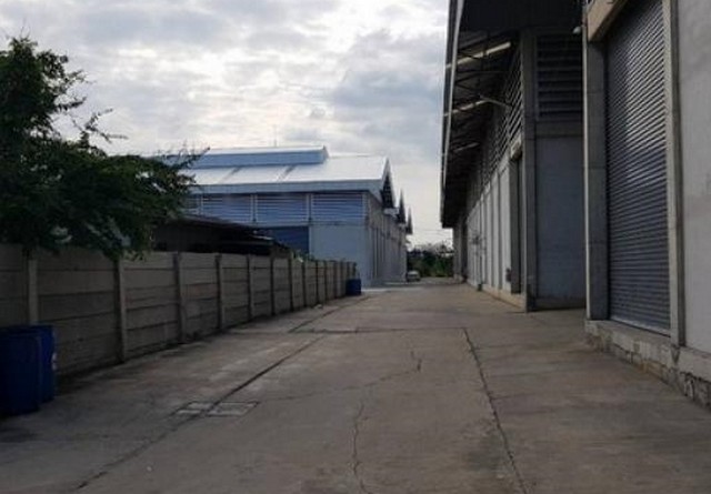โกดังให้เช่า   หทัยราษฎร์  รามอินทรา  425 ตรม.