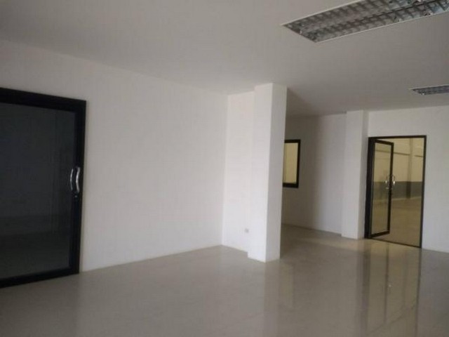   โรงงาน ให้เช่า 900 ตรม.เทพารักษ์ กม.19 รูปที่ 2