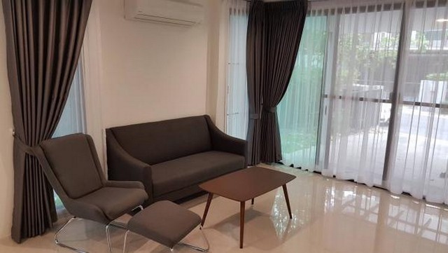 บ้านใหม่ให้เช่าใรโครงการหรู Fully Furnished ย่านสวนหลวง ร.9 รูปที่ 1