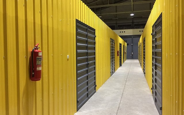 Rent warehouses and storage Small located Lamlukka, Pathum Thani. images 7