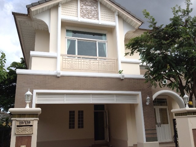บ้านเดี่ยวให้เช่า โครงการเพอเฟคมาสเตอร์พีชเลียบทางด่วนรามอินทรา