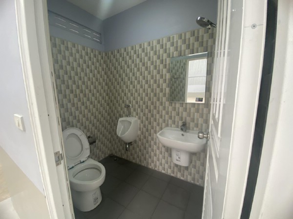  โกดังให้เช่า 400 ตรม ใกล้ตลาดไอยรา ตลาดไท คลองหลวง ปทุมธานี รูปที่ 8