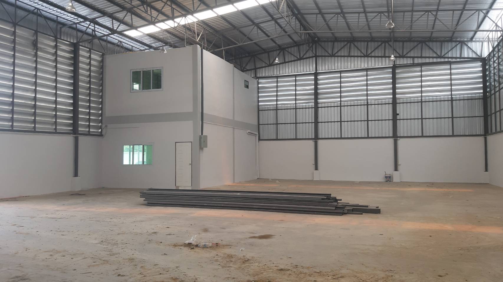  โรงงานให้เช่า 700 ตรม ขอ รง 4ได้ สมุทรสาคร รูปที่ 0