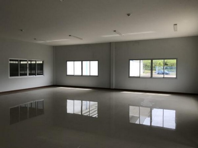   โรงงานให้เช่านิคมปิ่นทอง3 รูปที่ 1