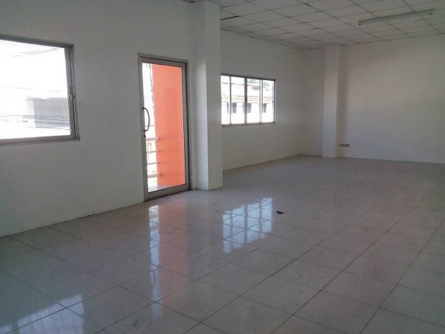    โรงงาน ให้เช่า 875 ตรม.ต.ลำไทร อ.วังน้อย จ.อยุธยา 2