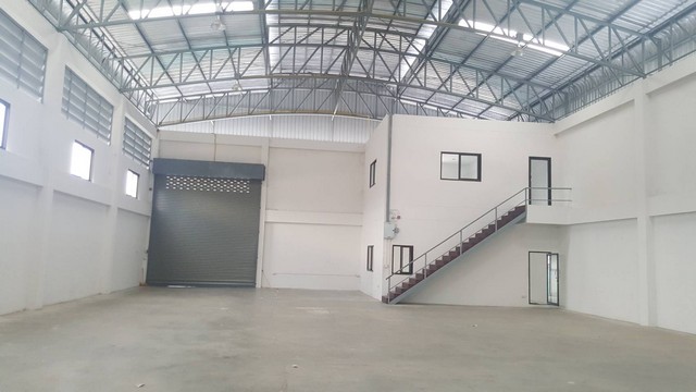  โรงงาน ให้เช่า พุทธมณฑลสาย5 พื้นที่ 640 ตรม. 