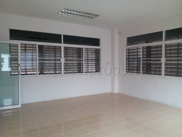 โรงงาน โกดัง ให้เช่า 400 ตรม.พร้อมออฟฟิส ย่านลำลูกกา รูปที่ 2