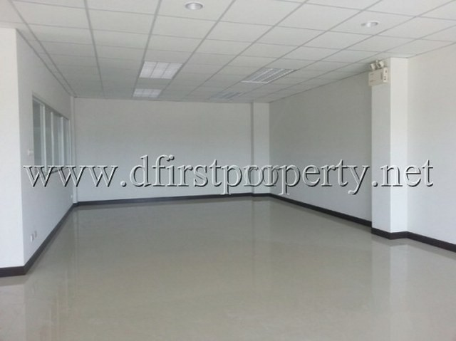 โรงงาน โกดัง ให้เช่าบางนา ตราด  2000 ตรม กม19 รูปที่ 1