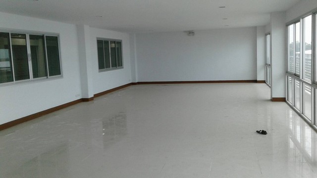  Warehouse for rent location at Bang Bua Thong district images 5