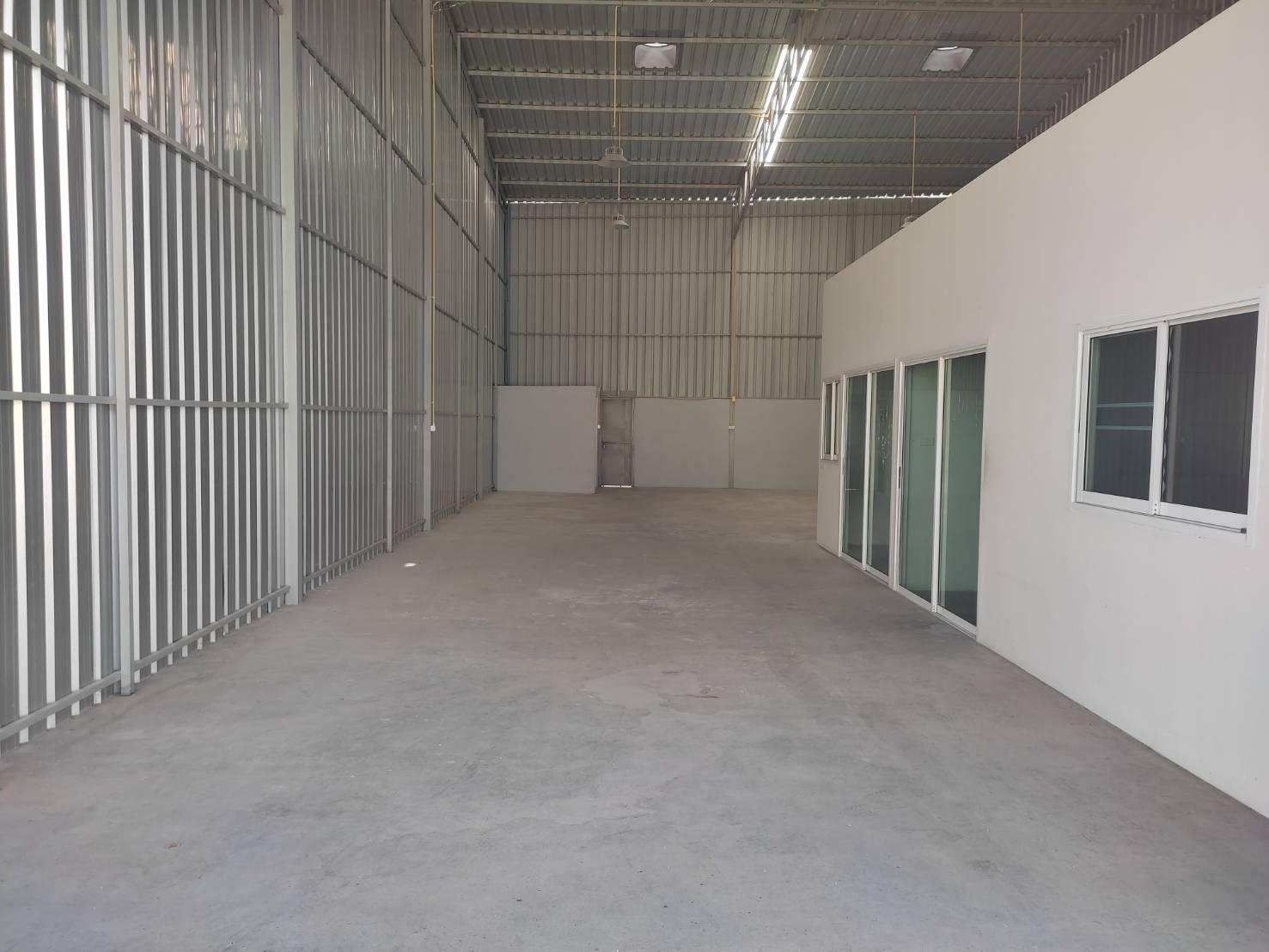 โกดังให้เช่า 190-250 ตรม ต.บางพลับ  อ.ปากเกร็ด จ.นนทบุรี  รูปที่ 7