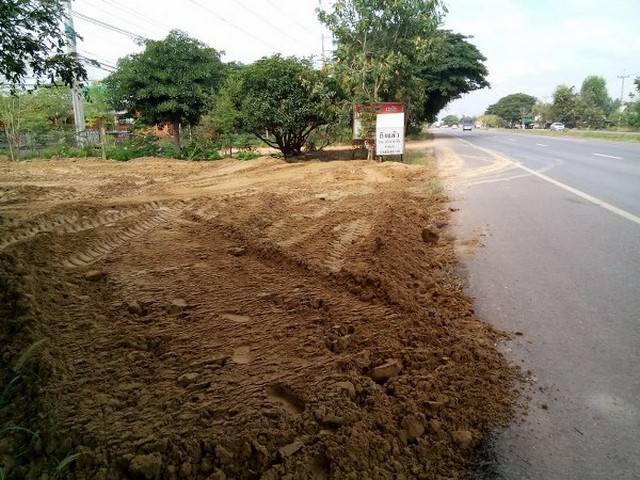   Land for sale 6 rai near the Chang Beer factory, Kamphaengphet. images 4